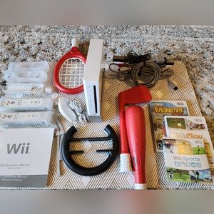 Nintendo Wii Console Bundle - White